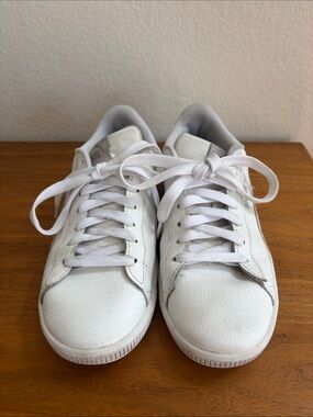 Women’s Puma Sneakers 7.5